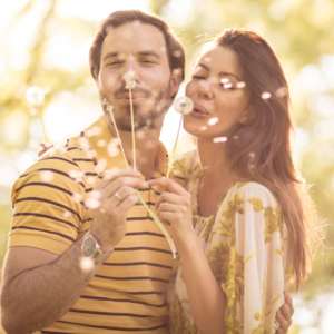 Magia do Amor: Feitiços e Simpatias para Atração e União